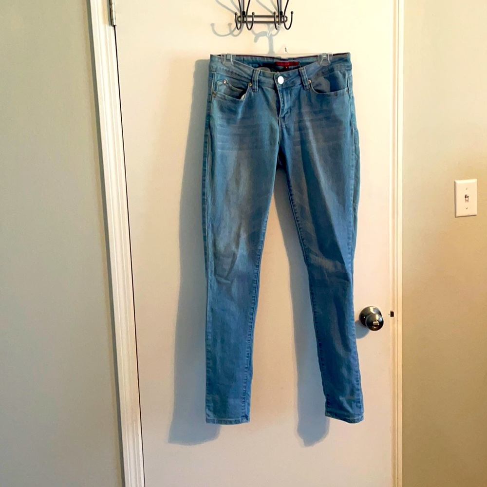 Light Wash YMI Wanna Betta Butt jeans